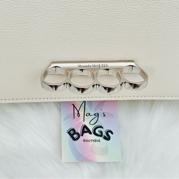 Alexander McQueen: Four-Ring Clutch Crossbody Bag - Picture 6 of 16